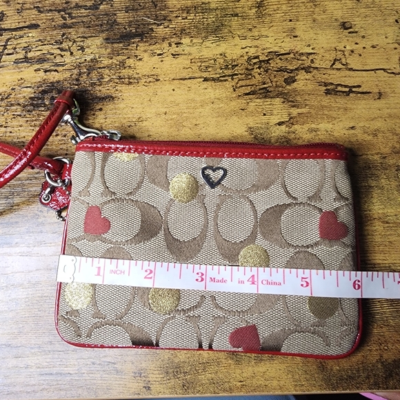 Vintage Coach Poppy Small Wristlet - Picture 10 of 10